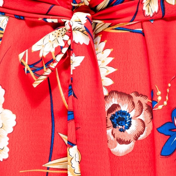 Red Floral Print Wrap Front Playsuit Romper - Picture 7 of 8